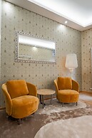 Monza City Rooms & Studios