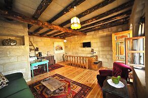 Anitya Cave House