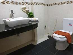 Aristocrat Residence & Hotel