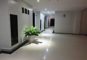Aristocrat Residence & Hotel
