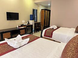 Aristocrat Residence & Hotel