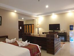 Aristocrat Residence & Hotel