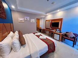 Aristocrat Residence & Hotel