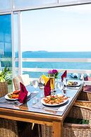 Aristocrat Residence & Hotel