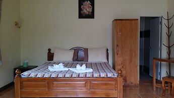 Khaolak Summer House Resort