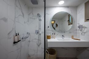 Eliros Mare Beachfront Poem Hotel