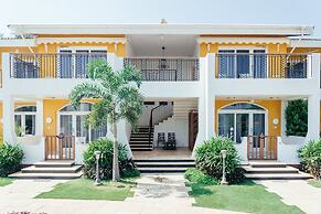 Acron Waterfront Resort