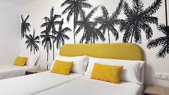 Poniente Playa Aparthotel