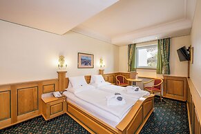 Hotel Alpina