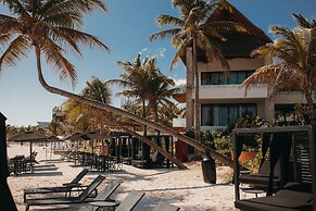 Tago Tulum by G Hotels