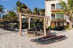Tago Tulum by G Hotels