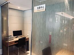 Grand Earl Hotel