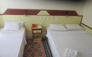 Red Rose Hotel