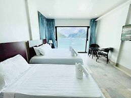 El Nido Beach Hotel