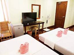 El Nido Beach Hotel