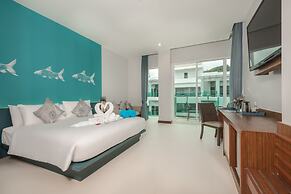 Fishermen's Harbour Urban Resort