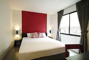 DI Place Hotel