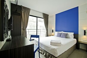 DI Place Hotel