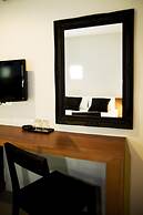 DI Place Hotel
