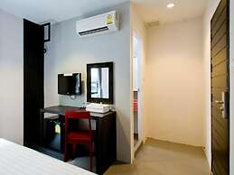 DI Place Hotel