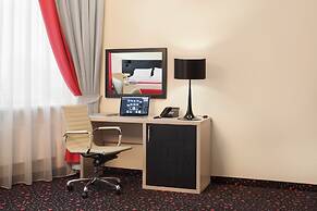 Prince Park Hotel