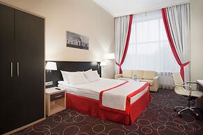 Prince Park Hotel