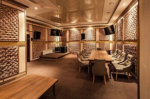 Prince Park Hotel