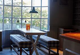 De Trafford Hotel by Chef and Brewer Collection