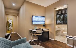 Brown Beach House by Brown Hotels