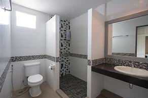 SB Living Place Hotel Phuket Town