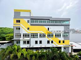 SB Living Place Hotel Phuket Town