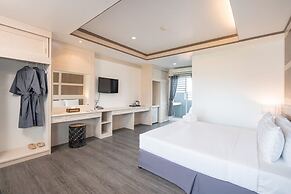 SB Living Place Hotel Phuket Town