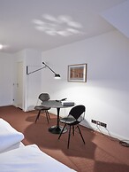 THE QVEST hideaway