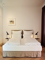 THE QVEST hideaway