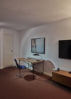 THE QVEST hideaway