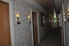 Malahit Exclusive City Hotel