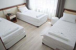 Yildirim Hotel