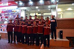 Yildirim Hotel