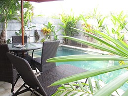 Villa Dencarik