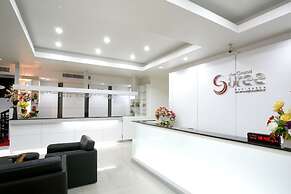 The Grand Suree Residence