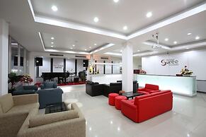 The Grand Suree Residence