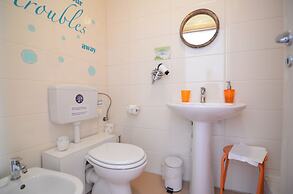 B&B Tecla