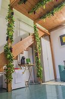 B&B Tecla