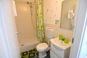 B&B Tecla