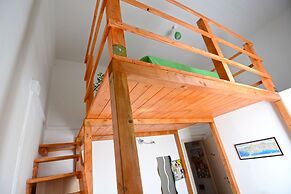 B&B Tecla