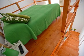 B&B Tecla