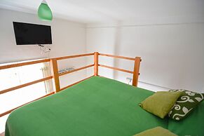 B&B Tecla