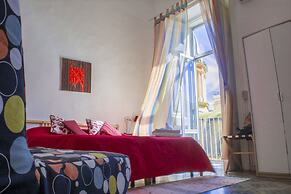 B&B Tecla