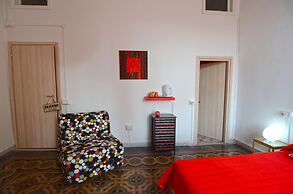 B&B Tecla