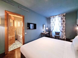Hotel Garibaldi Blu